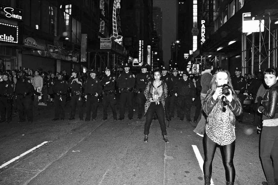 Girls, NYPD, NY Night©PattiFogarty