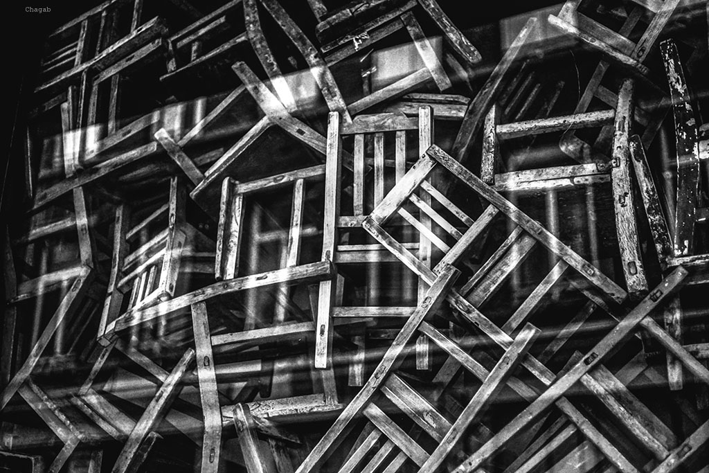 leschaises-monochromia