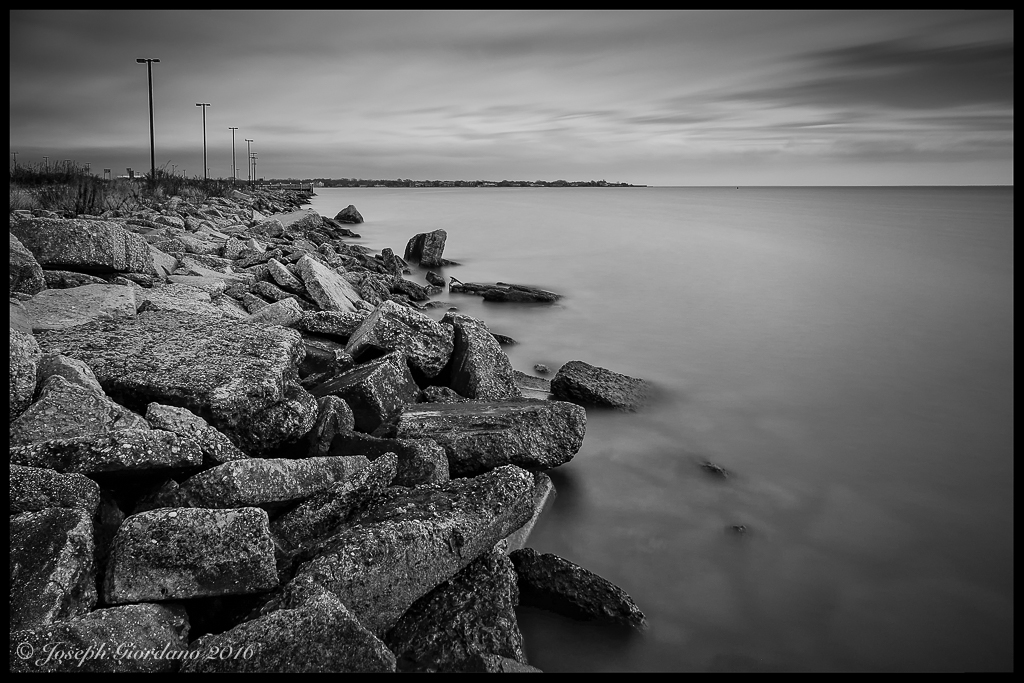 ontherocks-bw