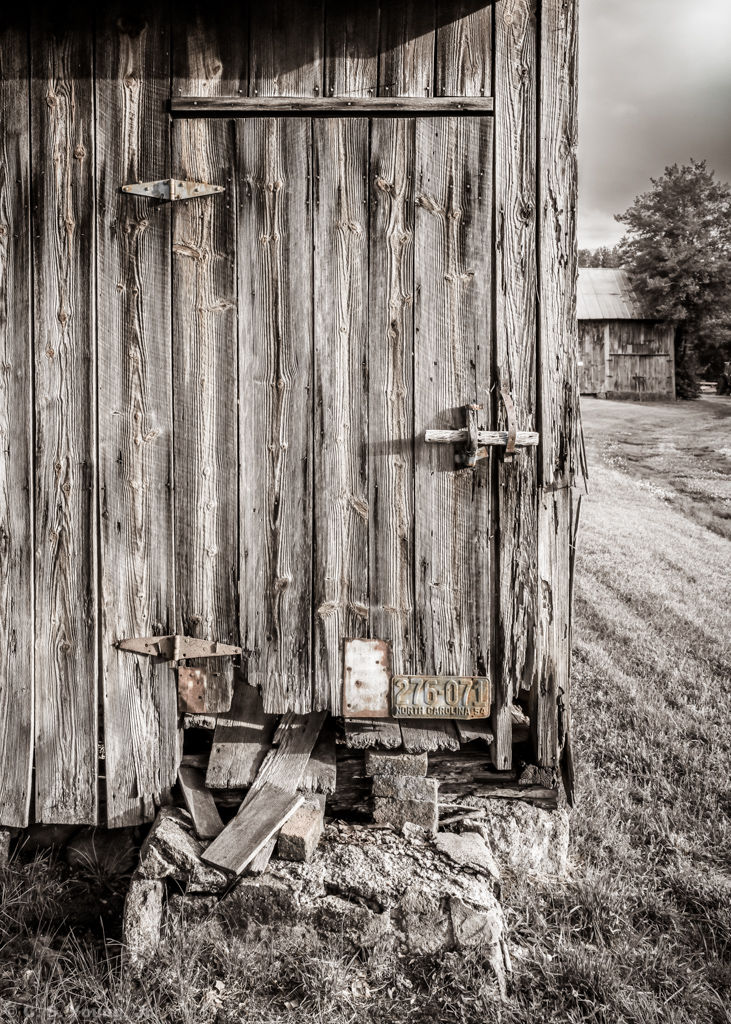 Old Barn on Gumtree Rd Vignette 1