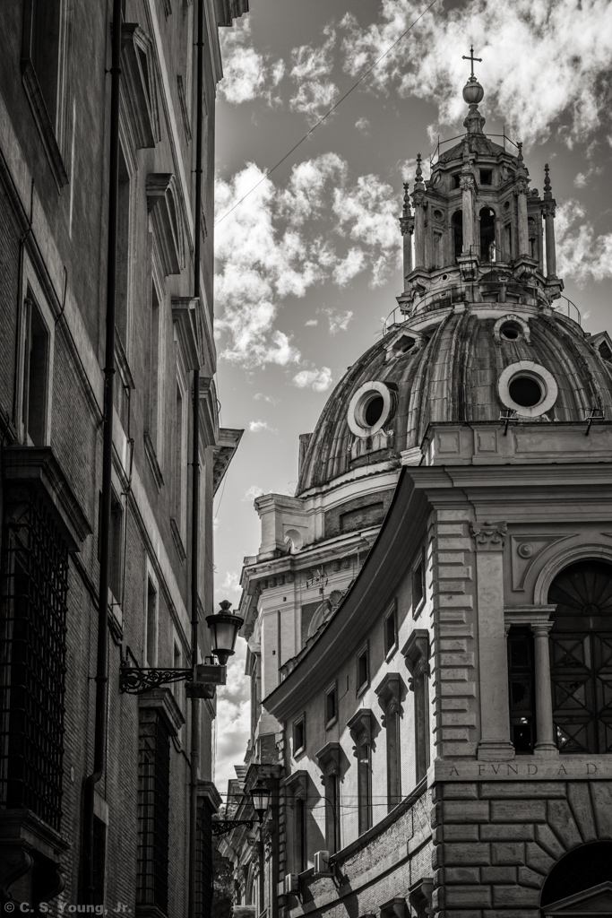 Santa Maria di Loreto Alley View